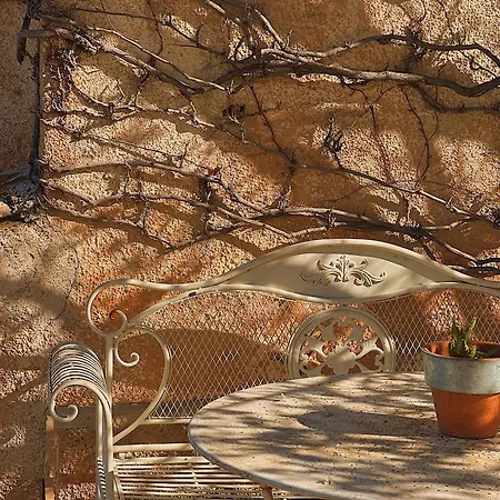 Des Pins Guest house La Bastide (Var)