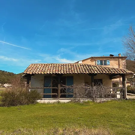 Des Pins Guest house