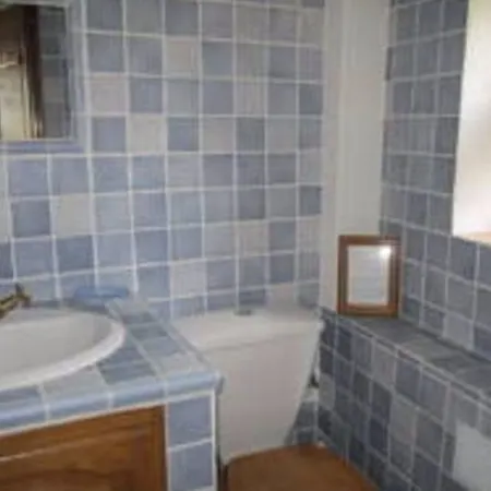 Des Pins Guest house
