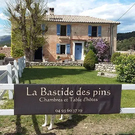 Des Pins 3*